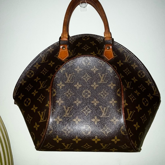 Louis Vuitton Mono Ellispe Handbag